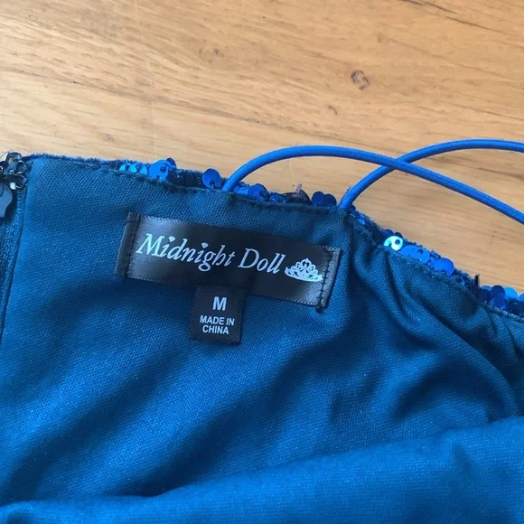 Sparkly blue homecoming dress - Picture 3 of 5